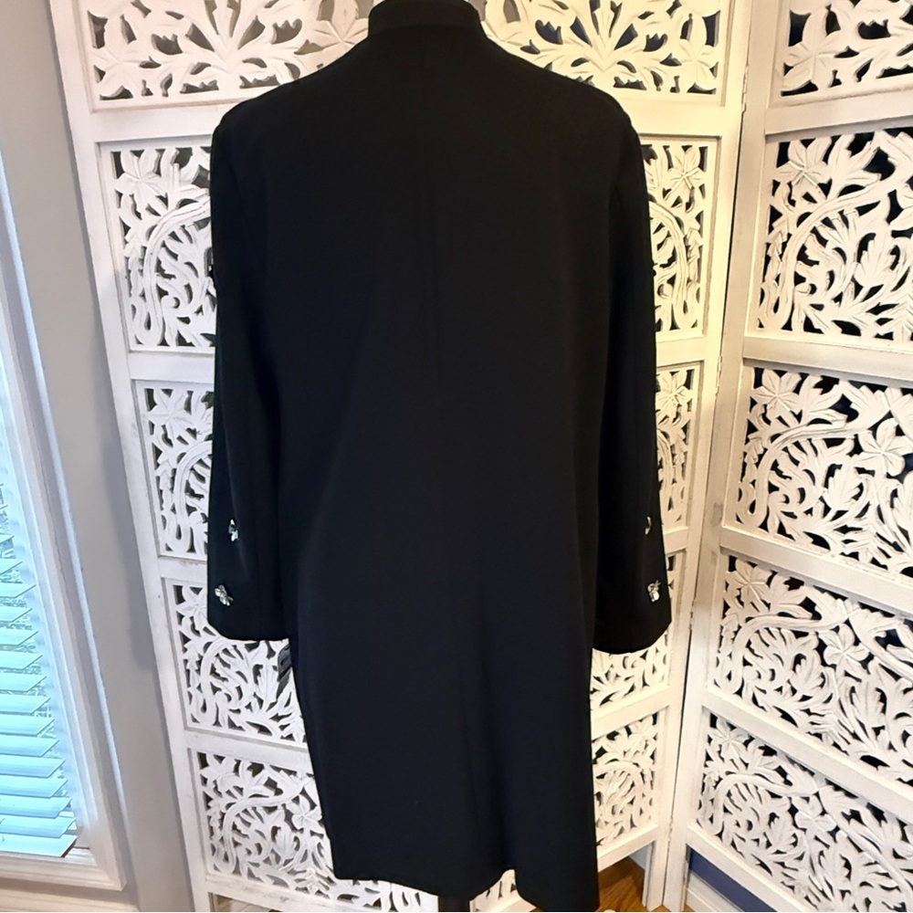 NWT Black Long Sleeve Embellished Coat with Floral Bead Accents Sz L - Picture 2 of 8